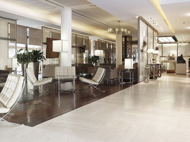 Imagen de los interiores del Hotel Grand de La Ville, Parma. Foto 17