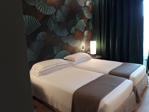 Imagen de la habitación del Hotel Grand de La Ville, Parma. Foto 7