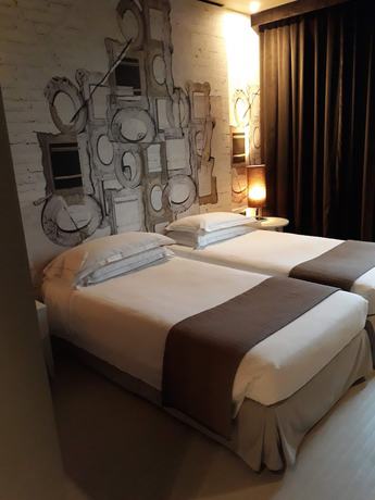 Imagen de la habitación del Hotel Grand de La Ville, Parma. Foto 13