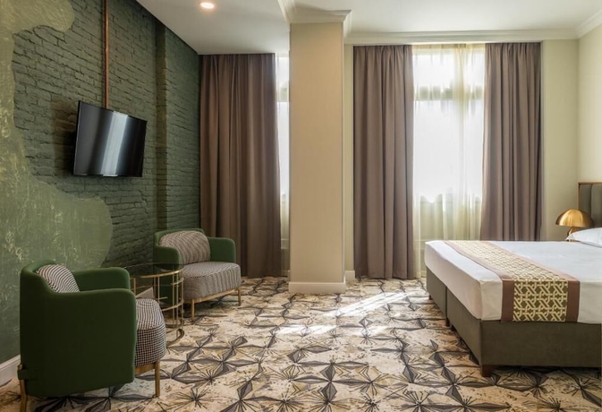 Imagen de la habitación del Hotel Grand opera. Foto 13