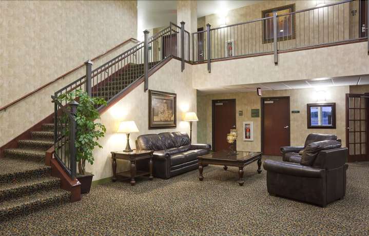 Imagen de los interiores del Hotel GrandStay and Suites Becker Big Lake. Foto 11