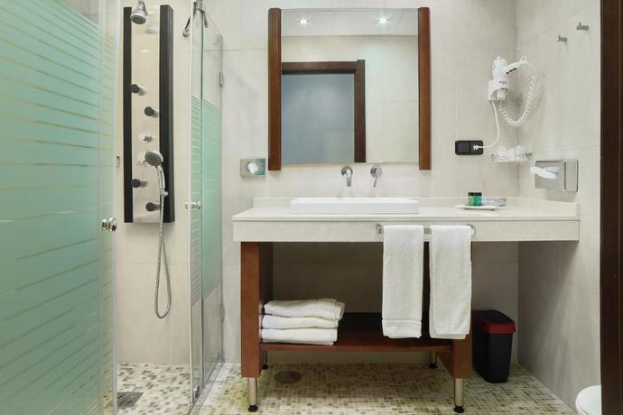 Imagen general del Hotel Granda, Cangas de On&iacute;s. Foto 10