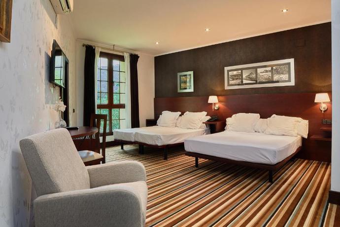 Imagen general del Hotel Granda, Cangas de On&iacute;s. Foto 11