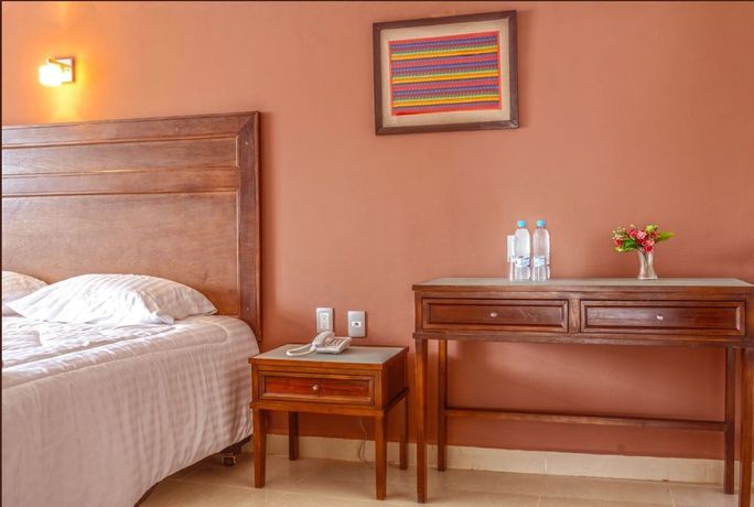 Imagen de la habitación del Hotel Granda Inn. Foto 7