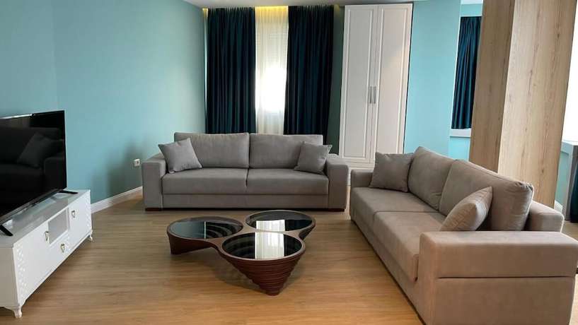 Imagen de la habitación del Hotel Granda, Tirana. Foto 6