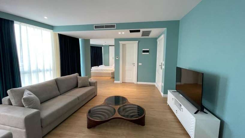 Imagen de la habitación del Hotel Granda, Tirana. Foto 17