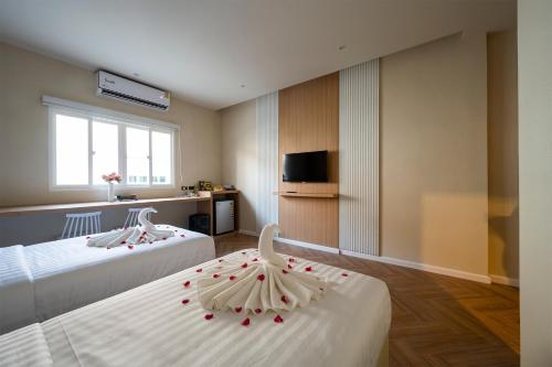 Imagen general del Hotel Grandbangsaray. Foto 11