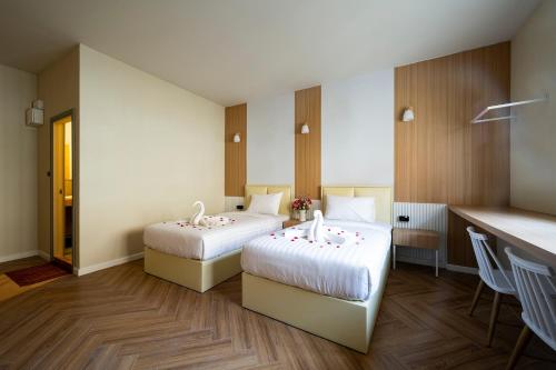 Imagen general del Hotel Grandbangsaray. Foto 12