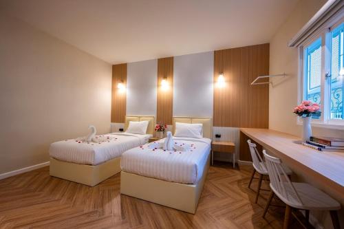 Imagen general del Hotel Grandbangsaray. Foto 14