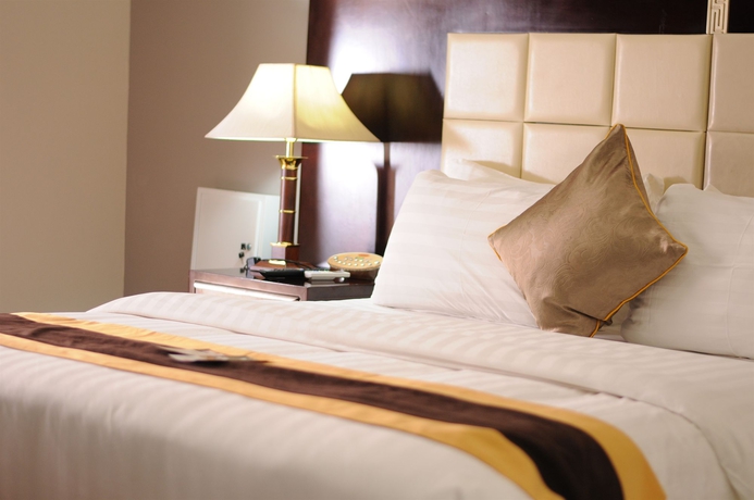 Imagen de la habitación del Hotel Grandbee Suites. Foto 7