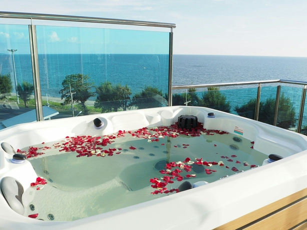 Imagen de la habitación del Hotel Grandblue Resort. Foto 11