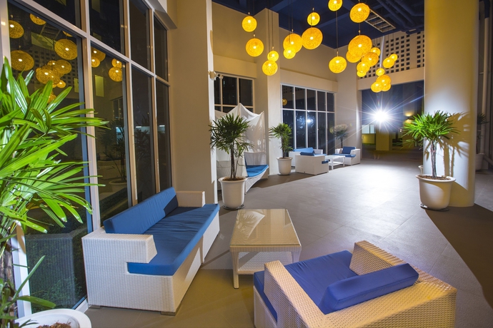 Imagen de los interiores del Hotel Grandblue Resort. Foto 18