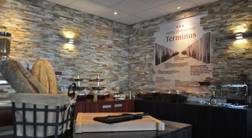 Imagen del bar/restaurante del Hotel Grandcafé Terminus. Foto 2