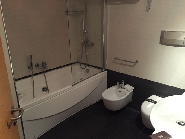 Imagen de la habitación del Hotel Grande Albergo Alfeo. Foto 3