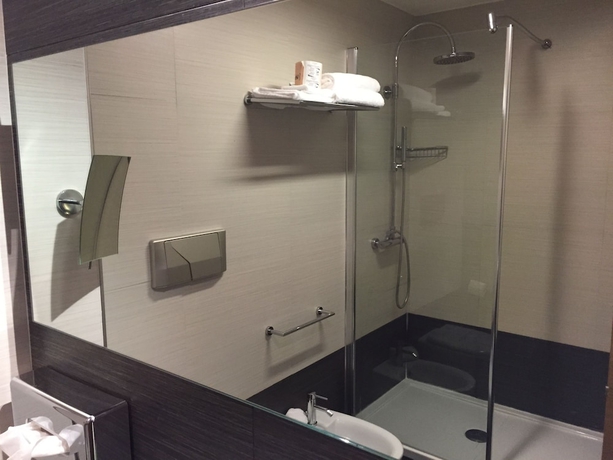 Imagen de la habitación del Hotel Grande Albergo Alfeo. Foto 11