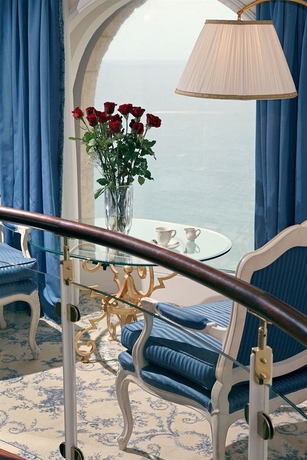 Imagen de los interiores del Hotel Grande Albergo Delle Rose - Casino Rodos- Adults Only. Foto 10