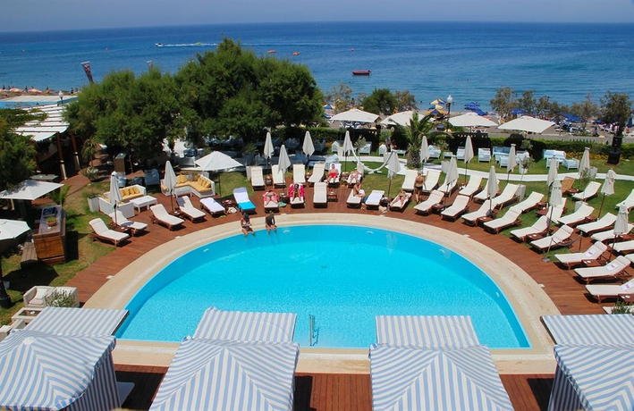 Imagen de la piscina del Hotel Grande Albergo Delle Rose. Foto 13