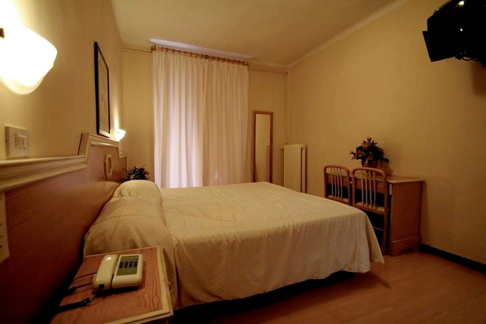 Imagen de la habitación del Hotel Grande Albergo. Foto 3