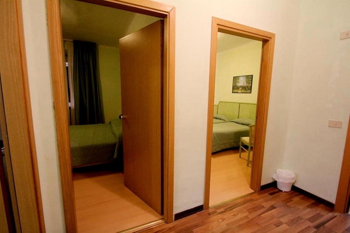 Imagen de la habitación del Hotel Grande Albergo. Foto 6