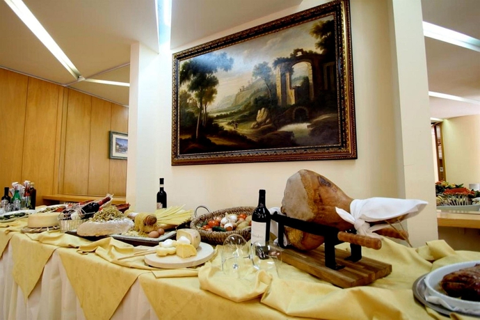 Imagen del bar/restaurante del Hotel Grande Albergo. Foto 1