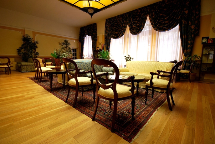 Imagen de los interiores del Hotel Grande Albergo Sestri Levante. Foto 16