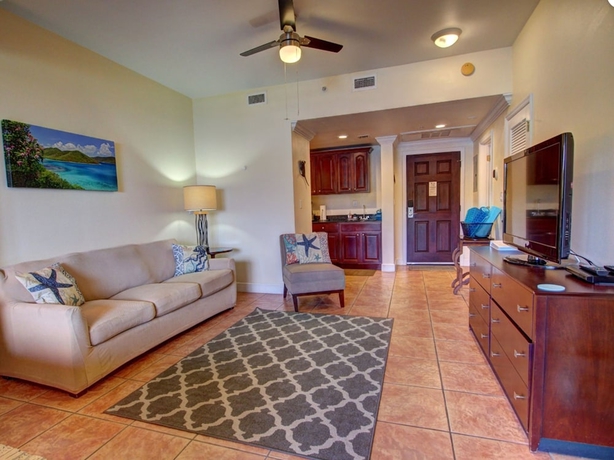 Imagen de la habitación del Hotel Grande Bay Resort. Foto 9