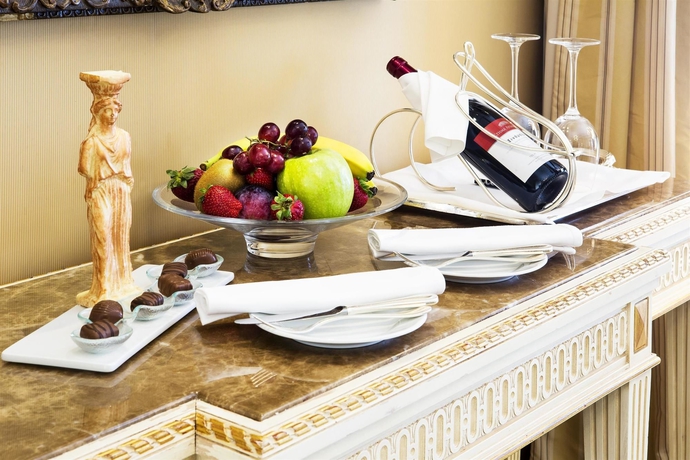 Imagen del bar/restaurante del Hotel Grande Bretagne, A Luxury Collection , Athens. Foto 5