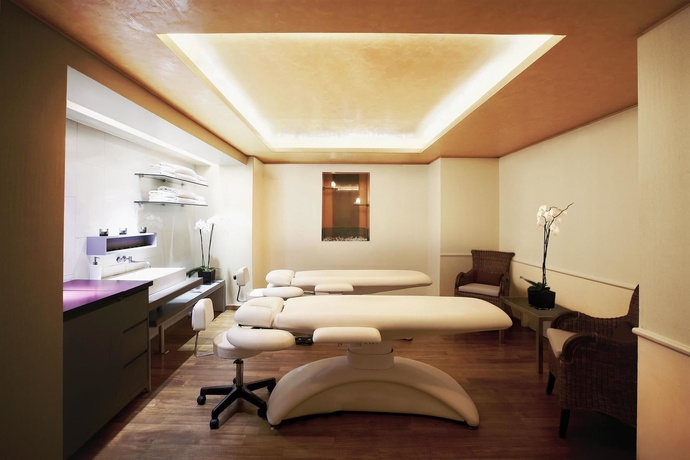 Imagen de la piscina del Hotel Grande Bretagne, A Luxury Collection , Athens. Foto 16