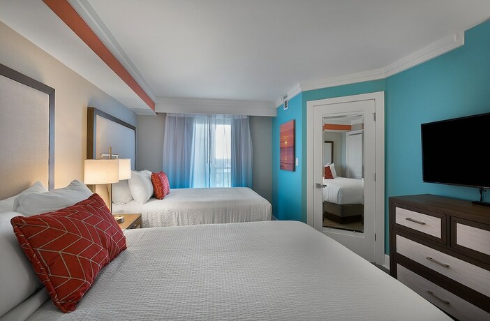 Imagen general del Hotel Grande Cayman Resort. Foto 2