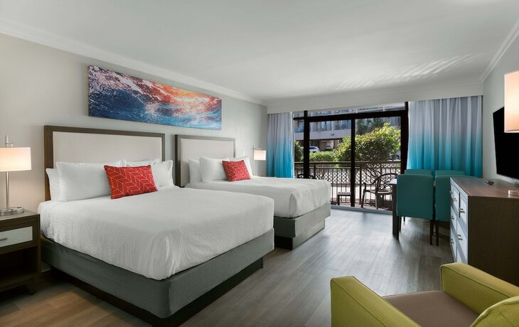 Imagen de la habitación del Hotel Grande Cayman Resort. Foto 15