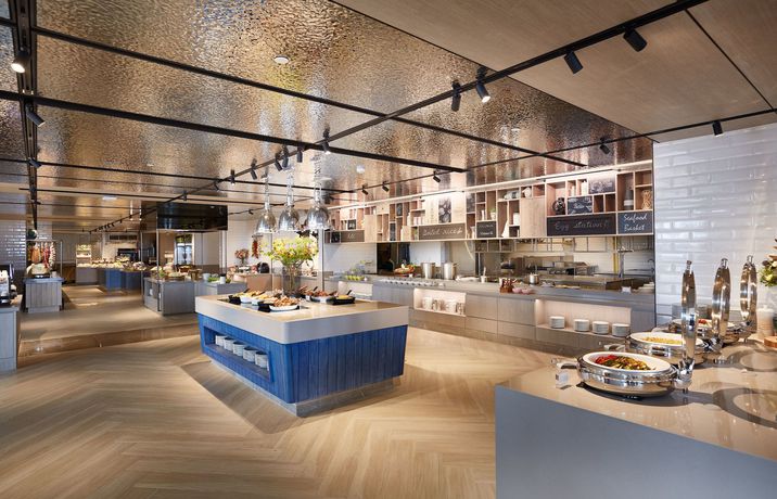 Imagen del bar/restaurante del Hotel Grande Centre Point Pattaya. Foto 4