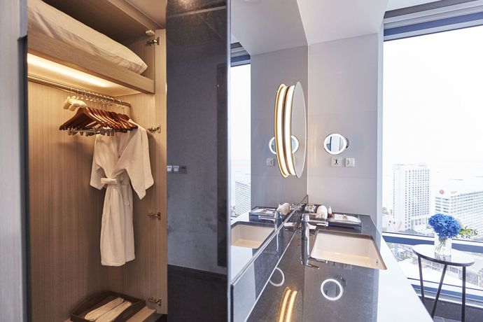 Imagen de la habitación del Hotel Grande Centre Point Pattaya. Foto 15