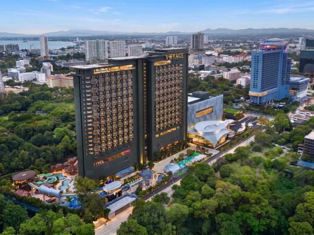 Imagen general del Hotel Grande Centre Point Voyage Pattaya. Foto 1