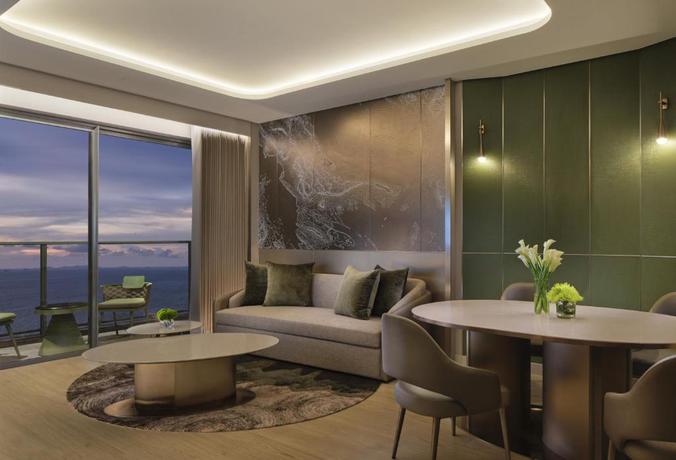 Imagen de la habitación del Hotel Grande Centre Point Voyage Pattaya. Foto 6