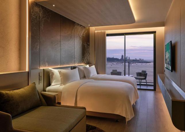 Imagen de la habitación del Hotel Grande Centre Point Voyage Pattaya. Foto 11