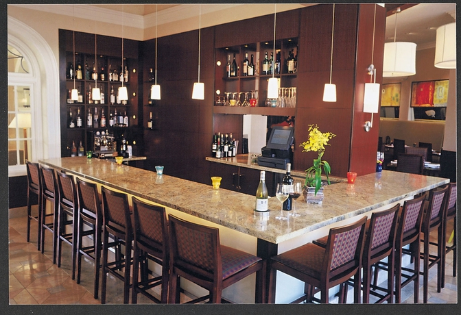 Imagen del bar/restaurante del Hotel Grande Colonial. Foto 2