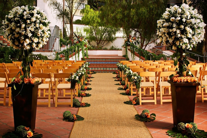 Imagen de los exteriores del Hotel Grande Colonial. Foto 5