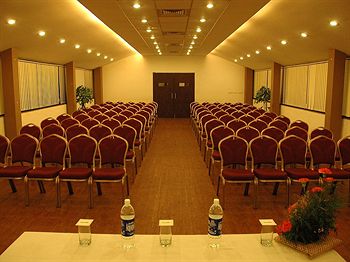 Imagen de los interiores del Hotel Grande Delmon. Foto 15