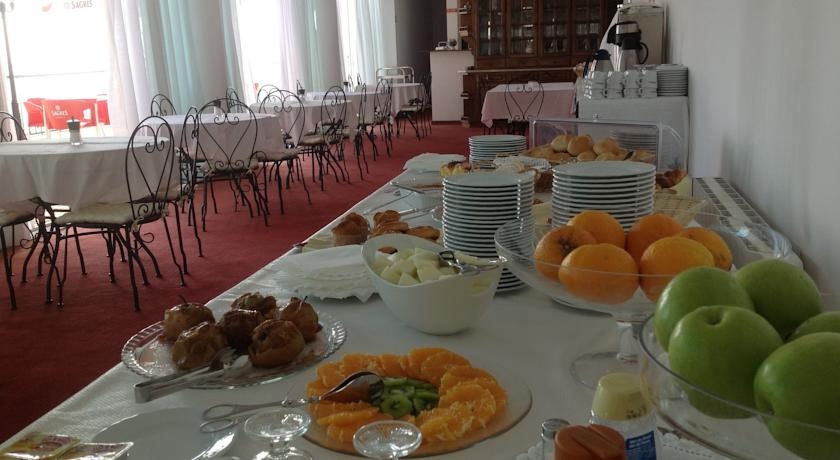 Imagen del bar/restaurante del Hotel Grande. Foto 2