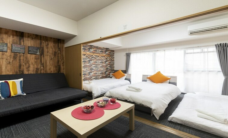 Imagen general del Hotel Grande Famille Shimanouchi Dotonbori Condo. Foto 1
