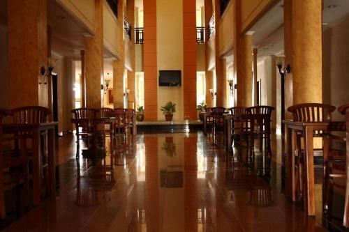 Imagen general del Hotel Grande Lampung. Foto 3