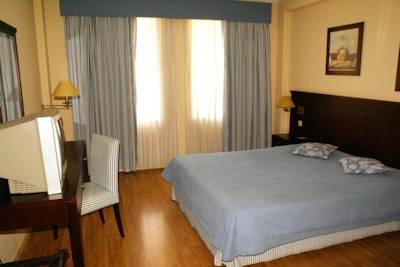 Imagen de la habitación del Hotel Grande Lisboa. Foto 3