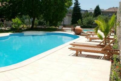 Imagen de la piscina del Hotel Grande Lisboa. Foto 5