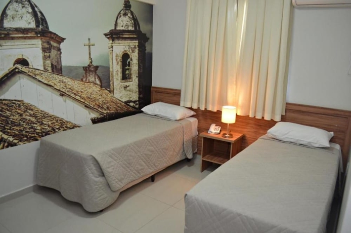 Imagen de la habitación del Hotel Grande Minas. Foto 9