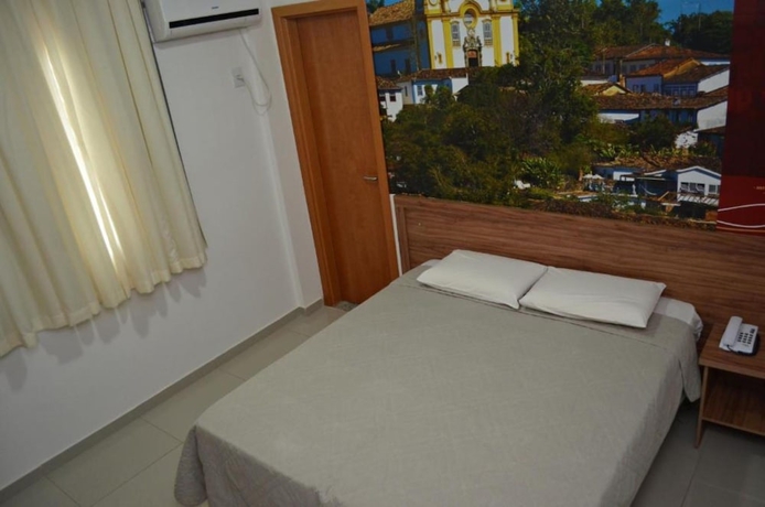 Imagen de la habitación del Hotel Grande Minas. Foto 13