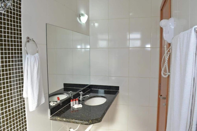 Imagen de la habitación del Hotel Grande Minas. Foto 14