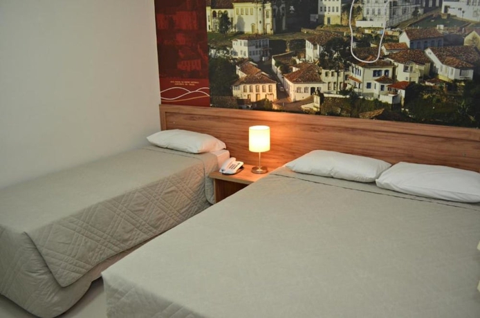 Imagen de la habitación del Hotel Grande Minas. Foto 15