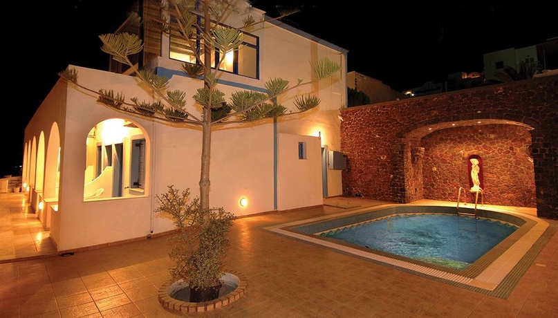 Imagen de la piscina del Hotel Grande Murano. Foto 14