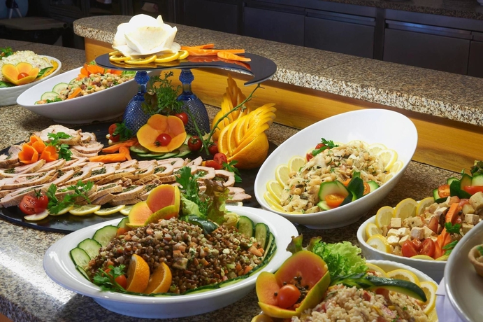 Imagen del bar/restaurante del Hotel Grande Real Santa Eulalia Resort. Foto 2