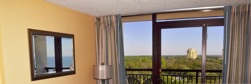 Imagen de la habitación del Hotel Grande Shores Ocean Resorts Condominiums. Foto 9